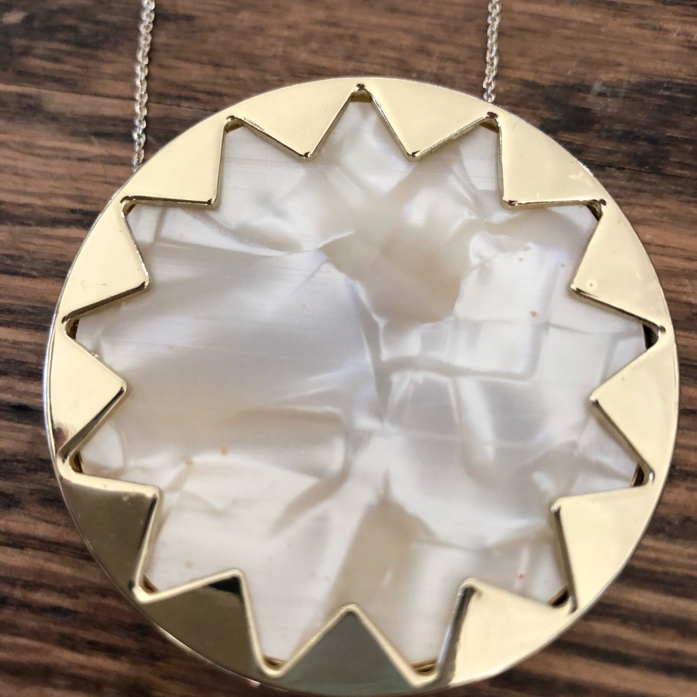 House of Harlow Mother of Pearl Resin Sunburst Pendant Necklace